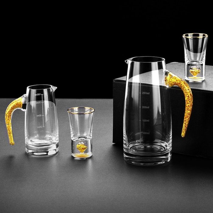 Crystal Gild Built In 24K Gold Leaf Sake Liquor Shot Glass Dispenser Vodka Spirit Sheezer Small Wine Glasses Strong Drink Cup